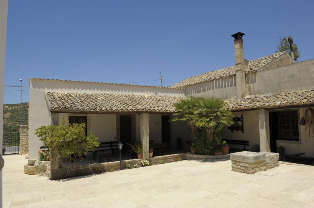 Agriturismo Borgo Di Pietra Bianca Erice Εξωτερικό φωτογραφία