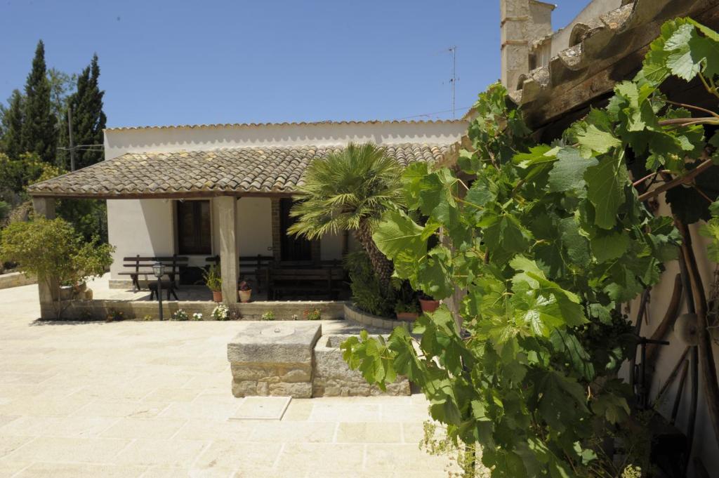 Agriturismo Borgo Di Pietra Bianca Erice Εξωτερικό φωτογραφία